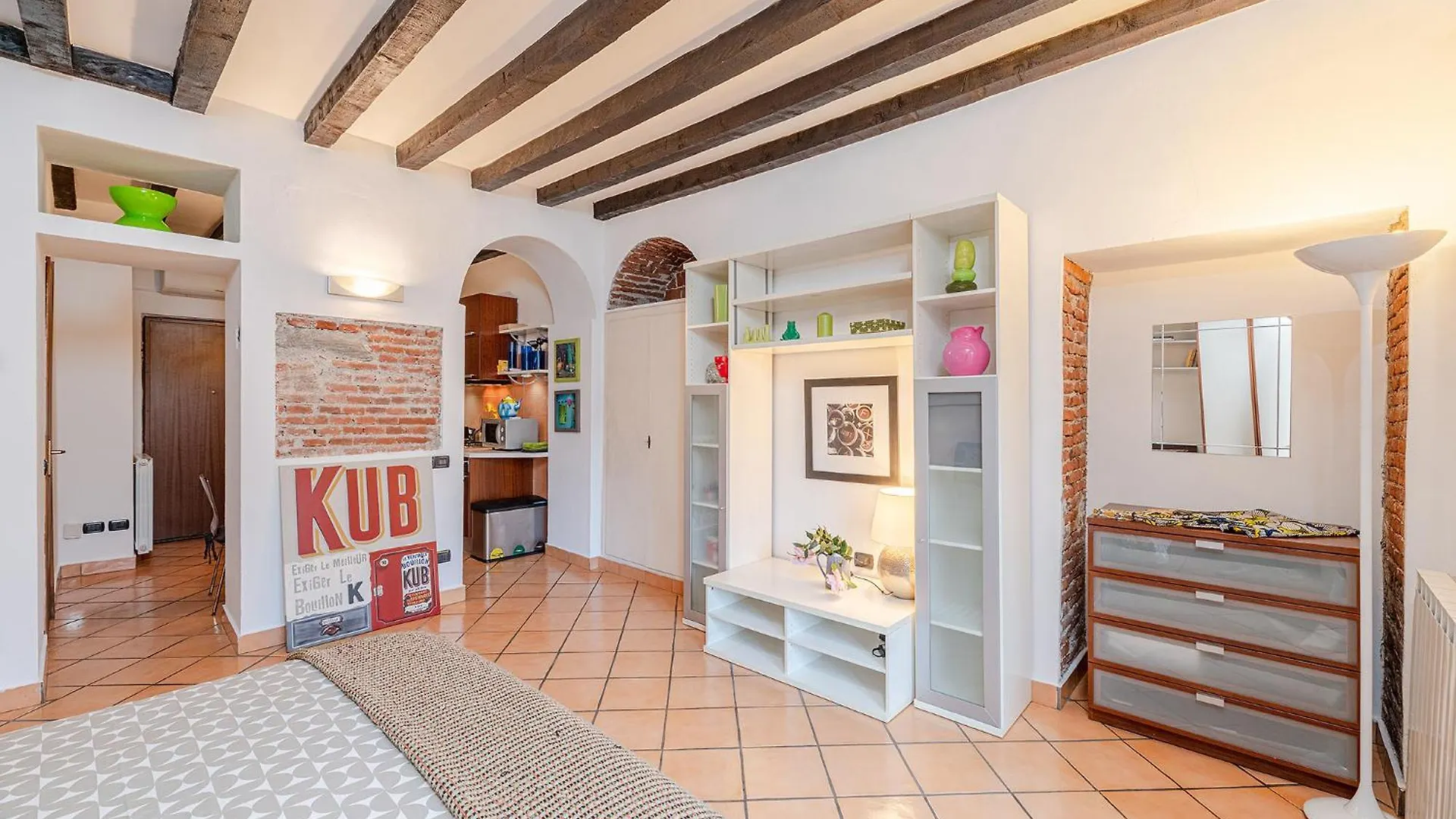 Comfort In Navigli Area Milan Apartment